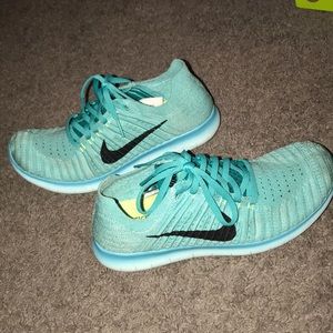 Nike free rn flyknit